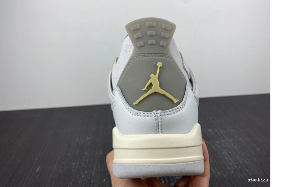 DV3742-021 4 SE Jordan DV3742-021 Craft Photon Retro Dust 1018